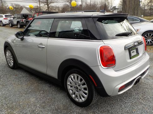 Used 2015 MINI Cooper S image 3