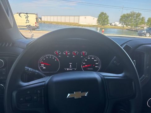 Used 2023 Chevrolet Silverado 1500 W/T w/ WT Value Package AWD/4WD image 11