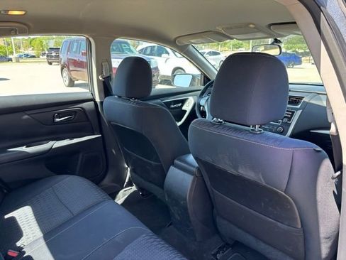 Used 2017 Nissan Altima 2.5 S w/ Power Driver Seat Package FWD image 21
