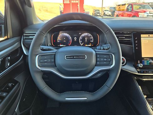 New 2026 Jeep Grand Wagoneer Limited AWD/4WD image 17