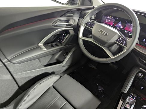 New 2025 Audi Q5 Premium Plus image 9