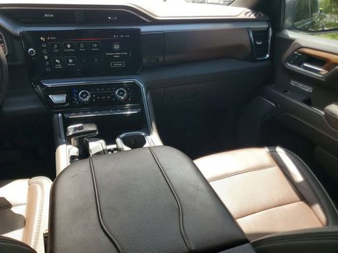 Certified 2023 GMC Sierra 1500 Denali AWD/4WD image 14