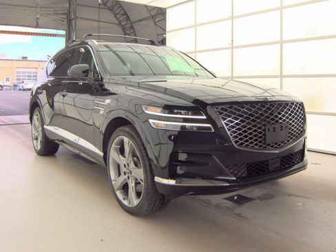 Used 2024 Genesis GV80 3.5T w/ Prestige Package AWD/4WD image 4