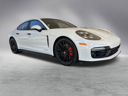 Used 2020 Porsche Panamera GTS AWD/4WD image 2