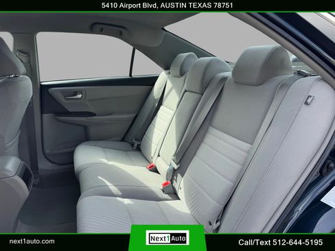 Used 2017 Toyota Camry LE FWD image 29