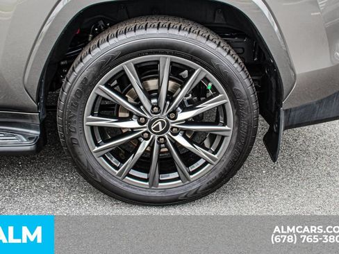 Used 2023 Lexus LX 600 F Sport w/ Accessory Package (Z1) AWD/4WD image 15