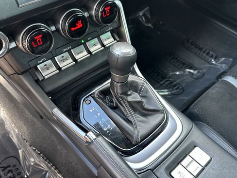 Used 2022 Toyota GR86 Premium image 19