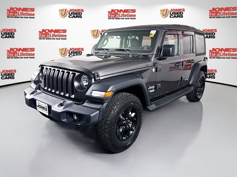 Used 2018 Jeep Wrangler Unlimited Sport AWD/4WD image 12