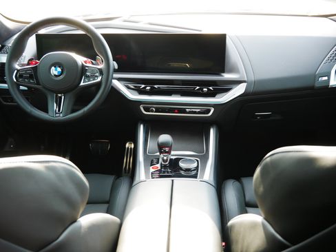 Used 2025 BMW XM image 14