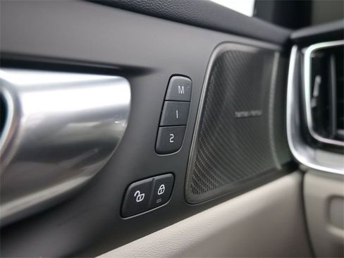 New 2026 Volvo V60 B5 Cross Country Plus w/ Protection Package Premier image 29