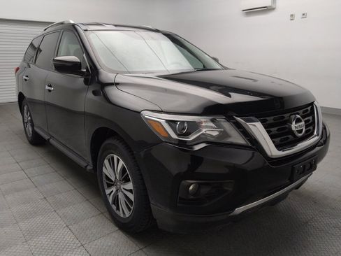 Used 2020 Nissan Pathfinder SV AWD/4WD image 13