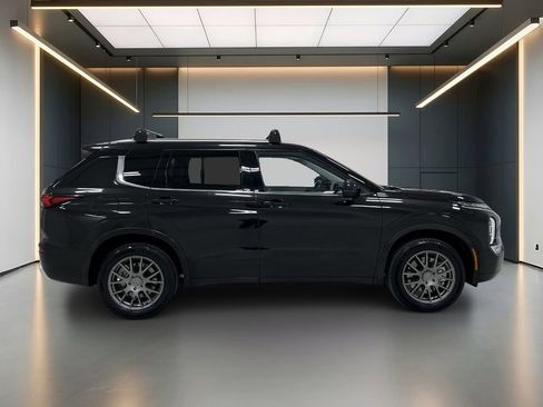 Used 2022 Mitsubishi Outlander SEL FWD image 6