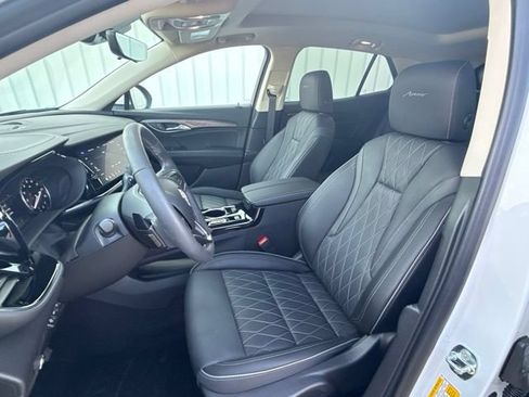 Used 2023 Buick Envision Avenir AWD/4WD image 23