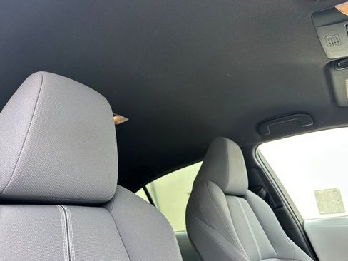 Used 2021 Toyota Corolla SE w/ Carpet Mat Package (TMS) image 15