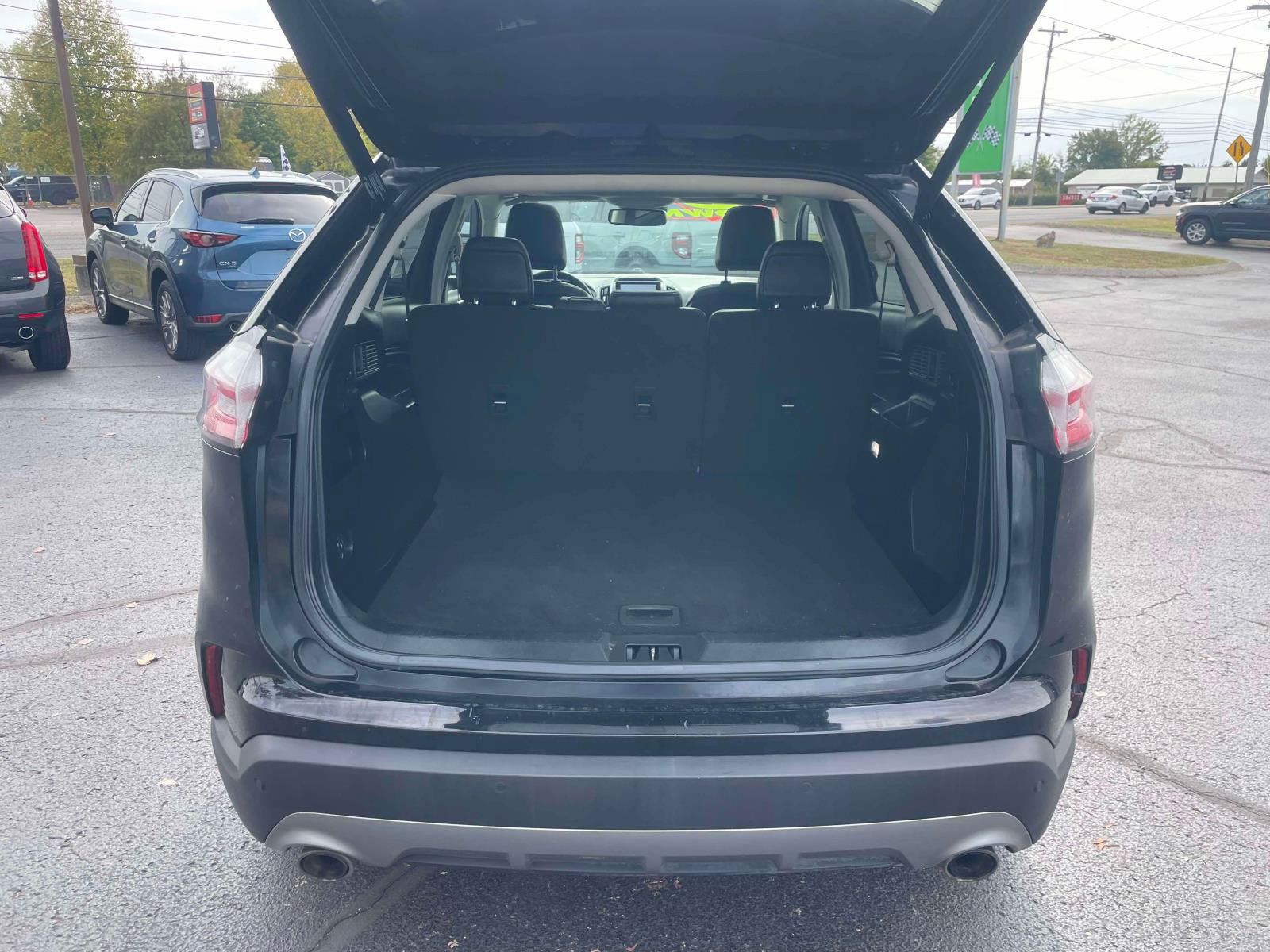 Used 2022 Ford Edge Titanium w/ Equipment Group 301A AWD/4WD image 7