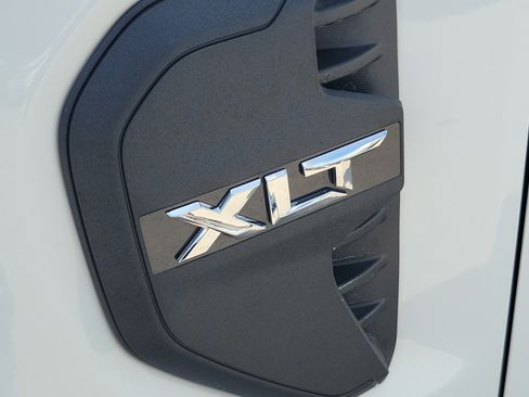 Used 2024 Ford Ranger XLT w/ Trailer Tow Package RWD image 26