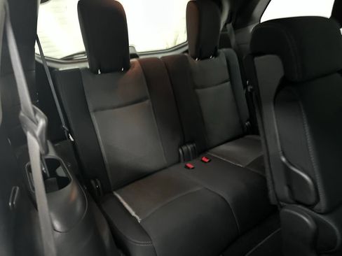 Used 2017 Nissan Pathfinder S FWD image 26