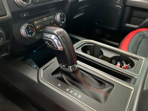 Used 2018 Ford F150 Lariat w/ Equipment Group 502A Luxury image 33