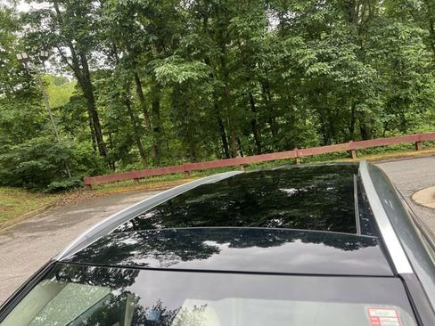 Used 2019 Mercedes-Benz GLC 300 4MATIC image 35