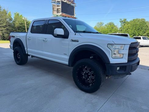 Used 2015 Ford F150 Lariat w/ Equipment Group 502A Luxury AWD/4WD image 55