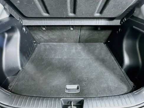 Used 2025 Hyundai Kona SEL FWD image 30