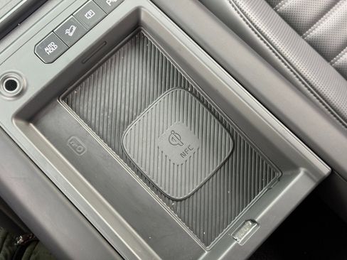 Used 2024 Kia EV9 Land image 33