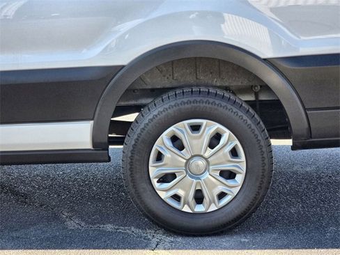 Used 2023 Ford Transit 350 XLT image 12