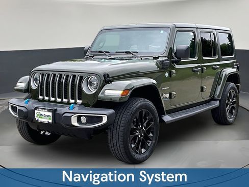 Used 2023 Jeep Wrangler Unlimited Sahara w/ Cold Weather Group AWD/4WD image 3