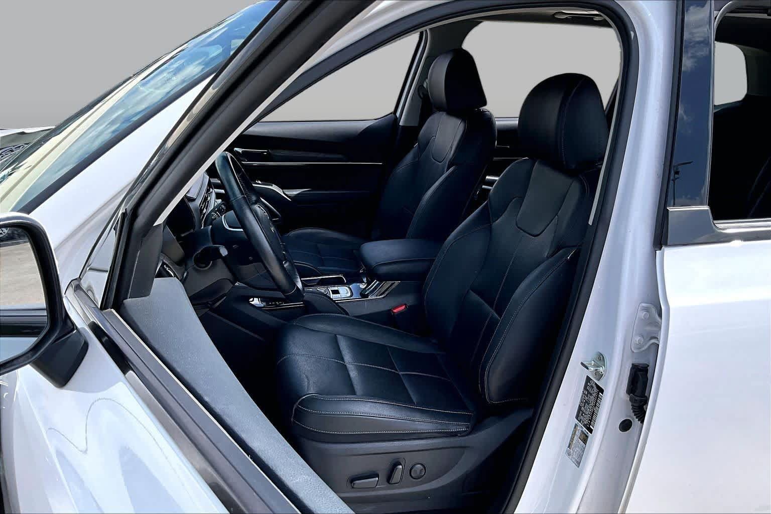 Used 2022 Kia Telluride EX w/ EX Premium Package AWD/4WD image 7