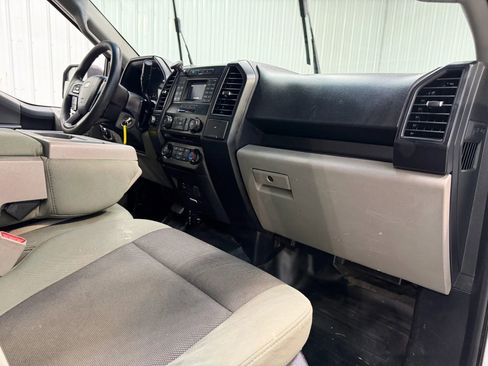 Used 2016 Ford F150 XL w/ Equipment Group 101A Mid image 14