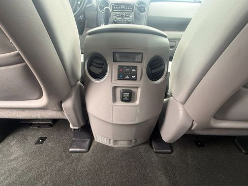 Used 2015 Honda Pilot LX image 25