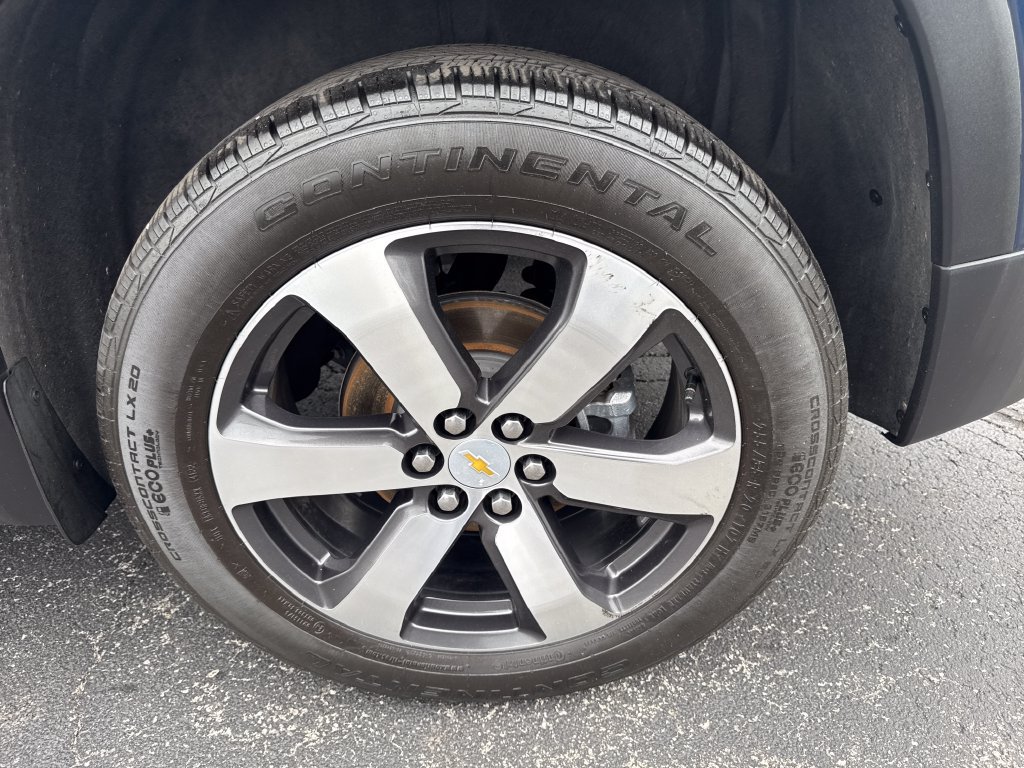 Certified 2023 Chevrolet Traverse LT w/ LT Premium Package AWD/4WD image 7