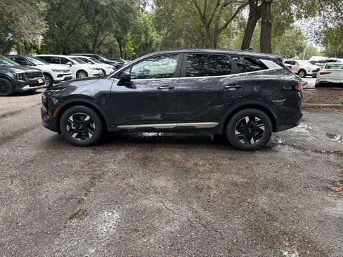 Used 2026 Kia Sportage LX FWD image 18