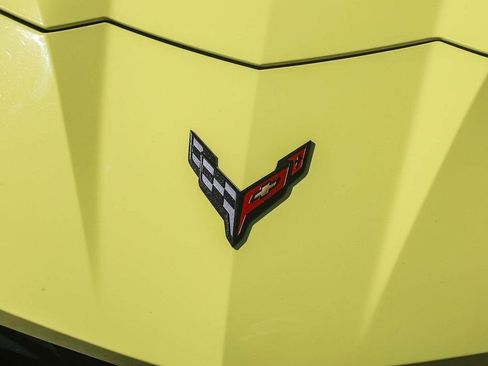 Used 2023 Chevrolet Corvette Stingray Convertible w/ 1LT RWD image 5