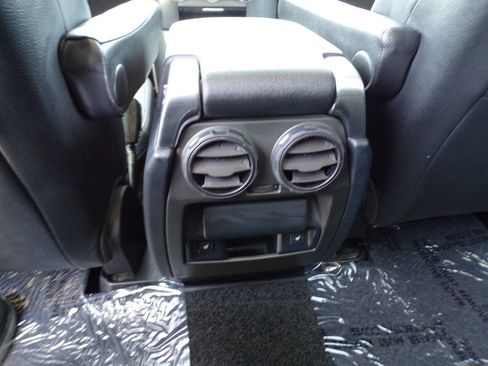 Used 2016 Land Rover LR4 HSE image 21