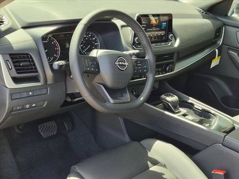 New 2026 Nissan Rogue Dark Armor FWD image 3