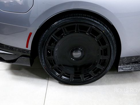 Used 2025 Rolls-Royce Spectre Black Badge image 34