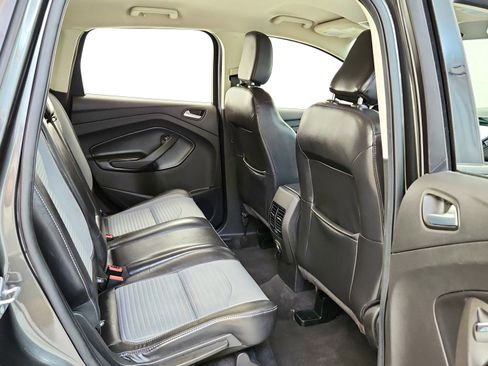 Used 2019 Ford Escape SE FWD image 27