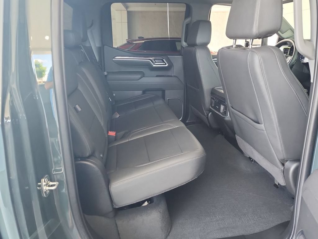 Certified 2025 Chevrolet Silverado 1500 LTZ w/ LTZ Premium Package AWD/4WD image 27