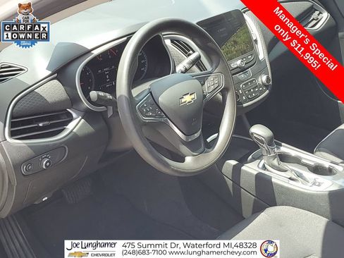 Used 2023 Chevrolet Malibu LT FWD image 11