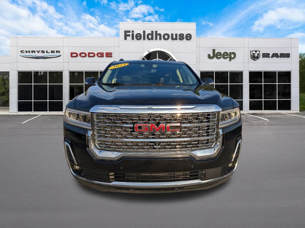 Used 2023 GMC Acadia Denali w/ Denali Ultimate Package AWD/4WD image 9