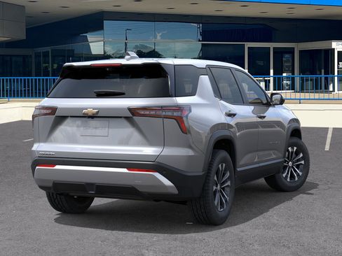 New 2026 Chevrolet Equinox LT w/ Convenience Package II image 4