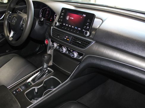 Used 2019 Honda Accord LX image 26