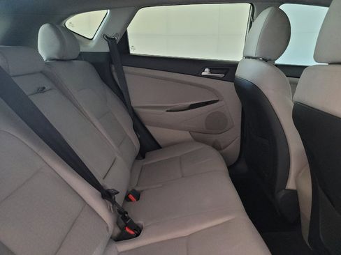 Used 2019 Hyundai Tucson SE FWD image 19