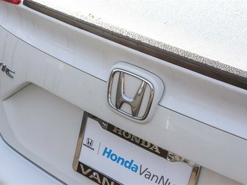 Used 2020 Honda Civic Sport image 11