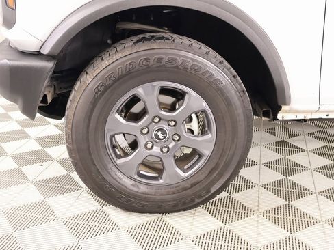 Used 2024 Ford Bronco Big Bend image 15