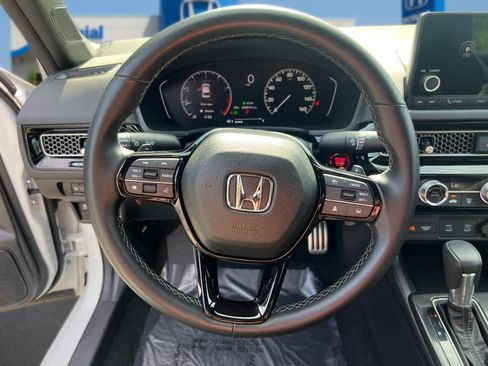 Used 2025 Honda Civic Sport image 16