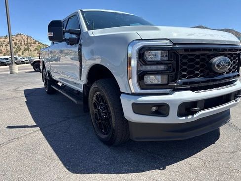 Used 2025 Ford F250 Lariat w/ Black Appearance Package AWD/4WD image 10