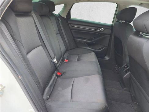 Used 2018 Honda Accord EX image 20