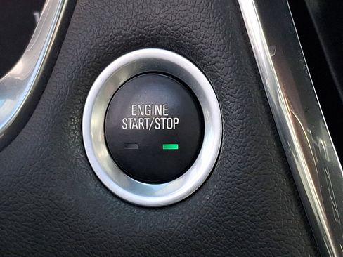 Certified 2023 Chevrolet Traverse LT image 25